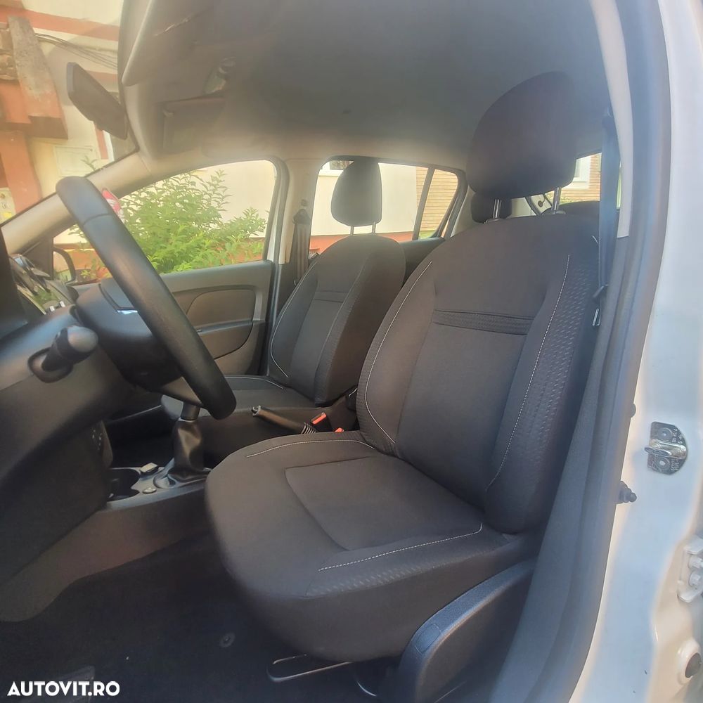 Dacia Sandero - 5