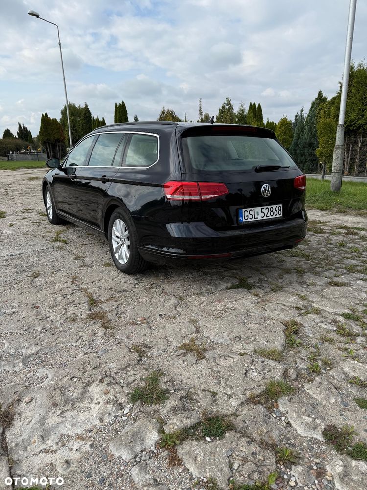 Volkswagen Passat 2.0 TDI DSG (BlueMotion Technology) Comfortline - 3