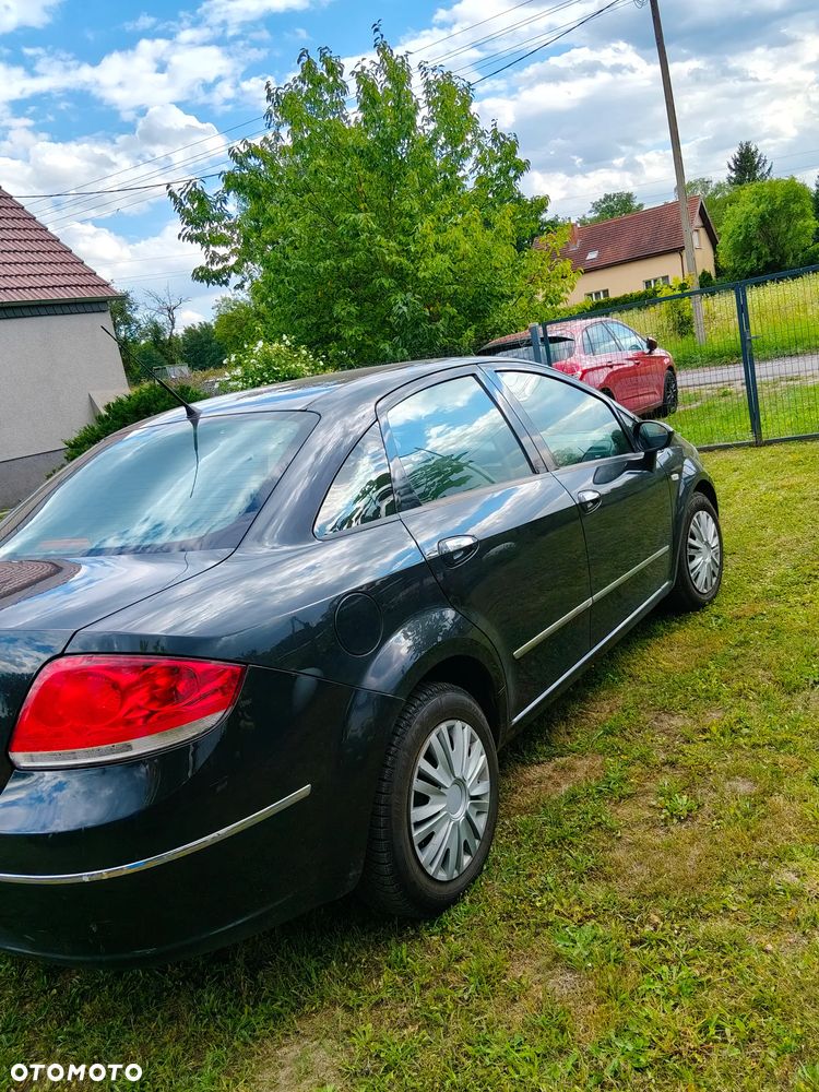 Fiat Linea 1.6 MJ 16V Dynamic - 2