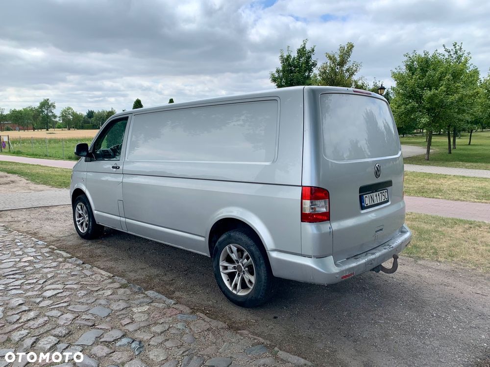 Volkswagen Transporter - 4