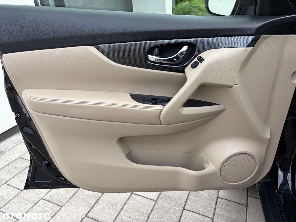 Nissan X-Trail 1.6 DCi Tekna 4WD EU6 - 19