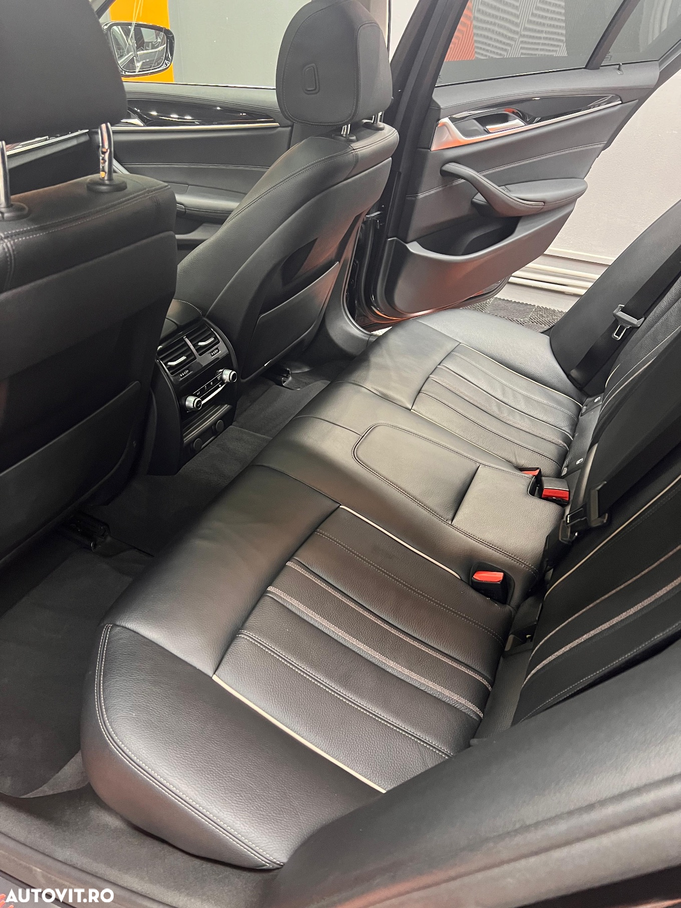 BMW Seria 5 540i xDrive Aut. Luxury Line - 12