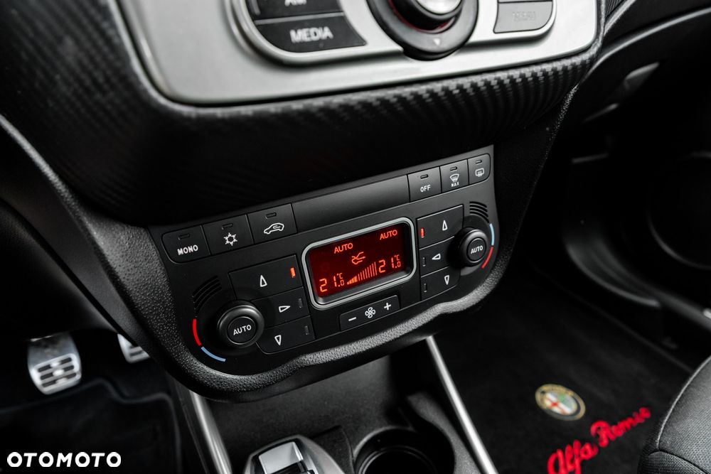 Alfa Romeo Mito TB 1.4 16V - 32