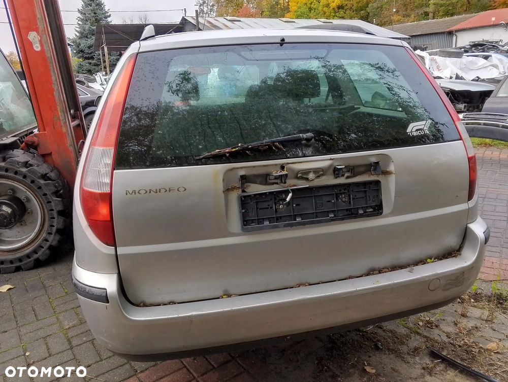 Ford Mondeo Mk.3 (00-03r.) 1.8B 125KM. Silnik CHBA, CHBB Skrzynia MTX 75 lakier Stardust Silver (metalic) . Cały na części GWARANCJA !!!  Przód Tył Zestaw Komplet Drzwi Klapa Zderzak Błotnik Maska Grill Atrapa Szyba Pas Lampa Lusterko Boczki Fotel Kanapa Kokpit Deska Rozdzielcza Przełącznik Włącznik Sterownik Przewody Wiązka Instalacja Moduł Komputer Czujnik Listwa Pompa Alternator Wtryski Głowica Rozrusznik Kompresor Sprzęgło Dwumas Silnik Skrzynia ABS Klimatyzacji Paliwa Wspomagania Kolektor Turbina Przepustnica Zawór Chłodnica Koło Hak Belka Sanki Zawieszenie Mcpherson Półoś Amortyzator Wydech Tłumik Zacisk Most - 16