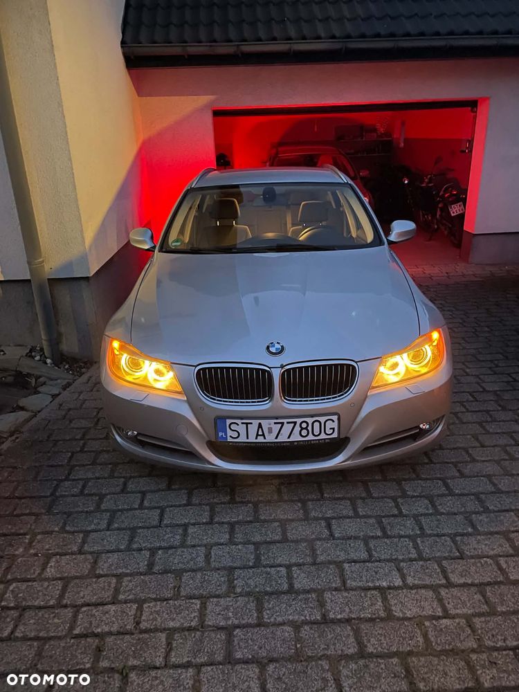 BMW Seria 3 320d - 12