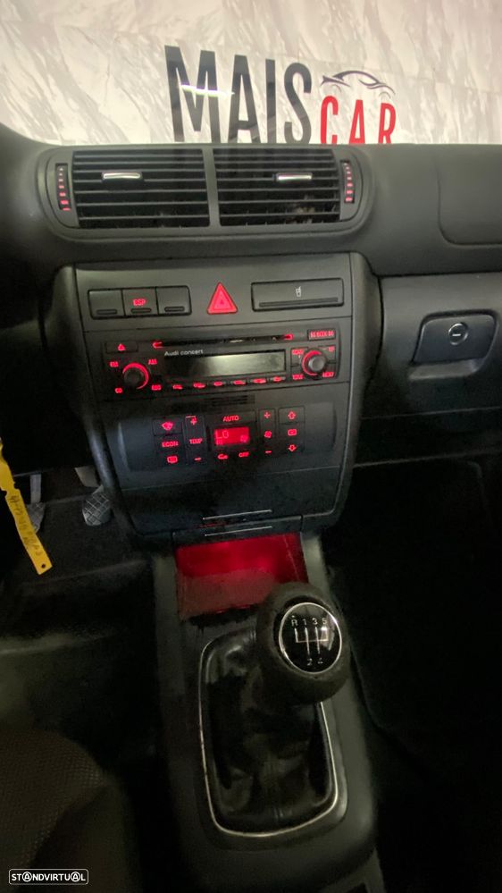 Audi A3 1.6 Sport - 13
