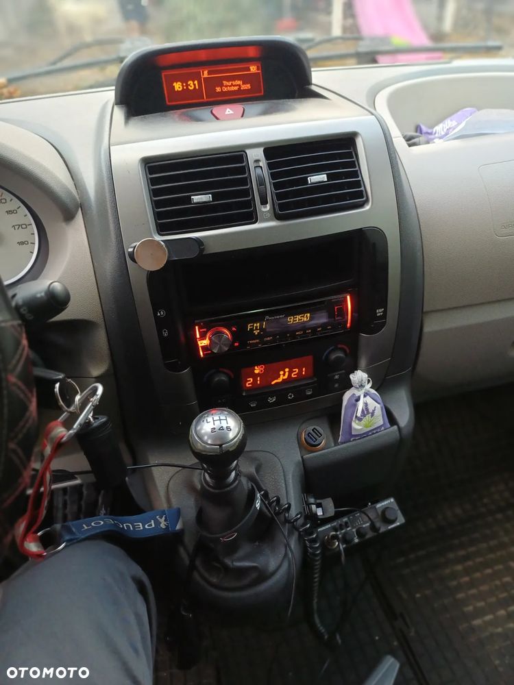 Peugeot Expert Tepee L2H1 (5-Si.) Premium - 8