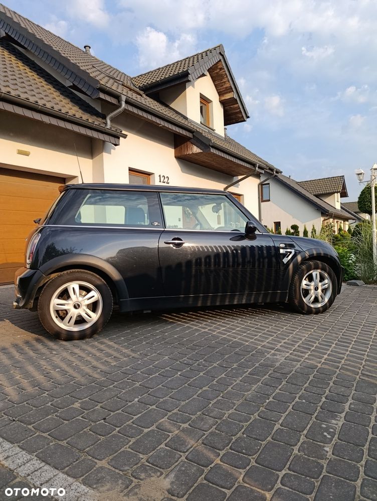 MINI ONE - 3