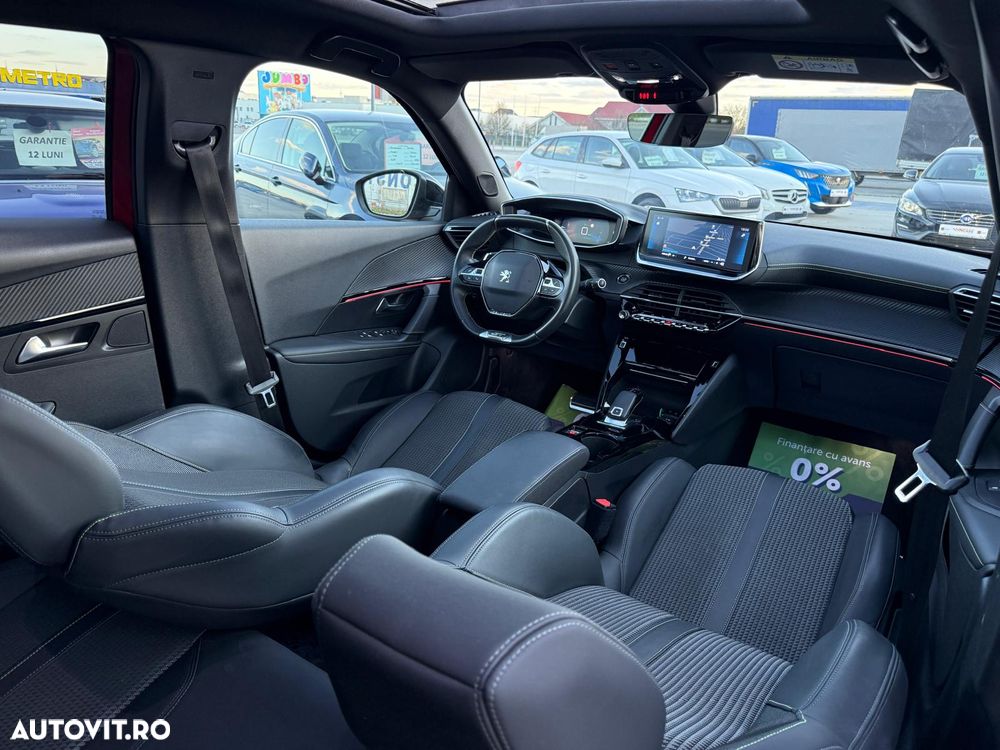 Peugeot 2008 1.2 L PureTech STT EAT8 GT Line - 7
