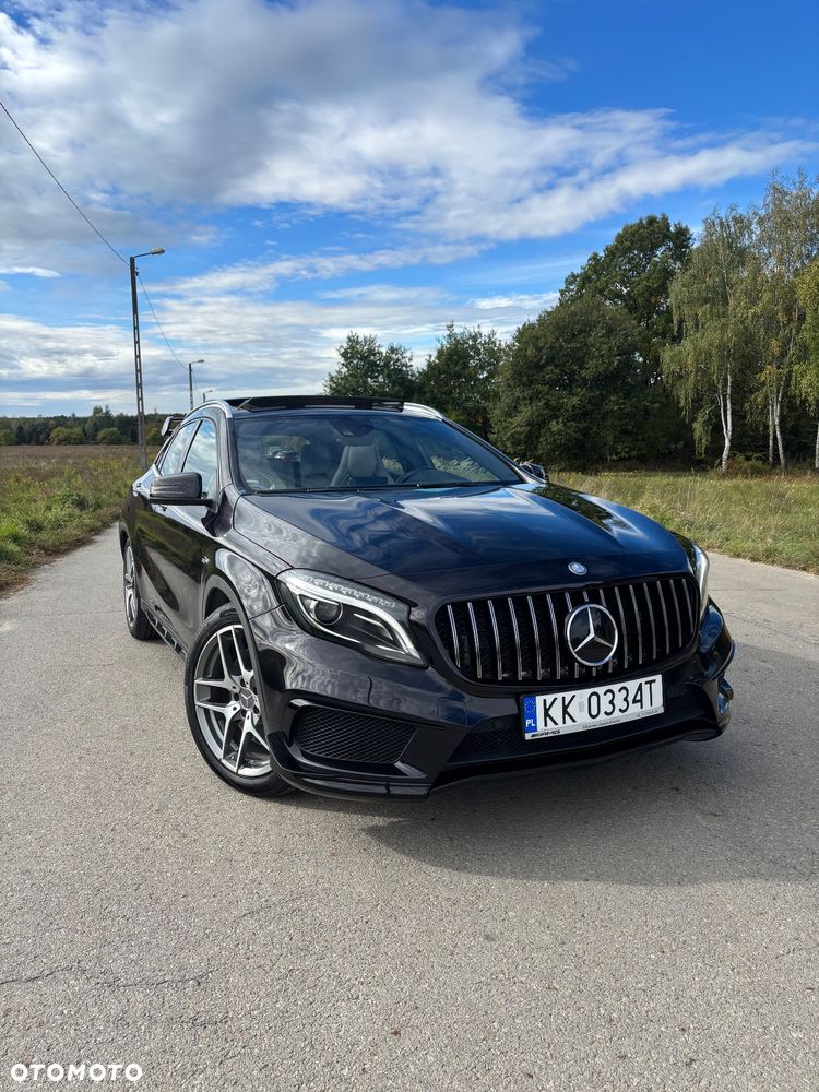 Mercedes-Benz GLA 45 AMG 4-Matic - 15