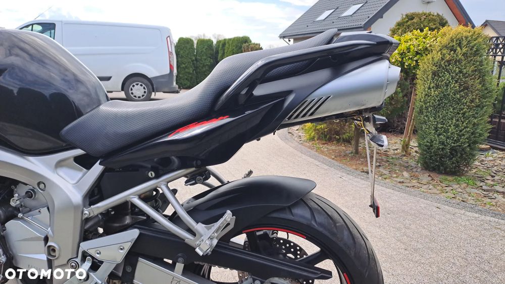 Yamaha FZ - 24