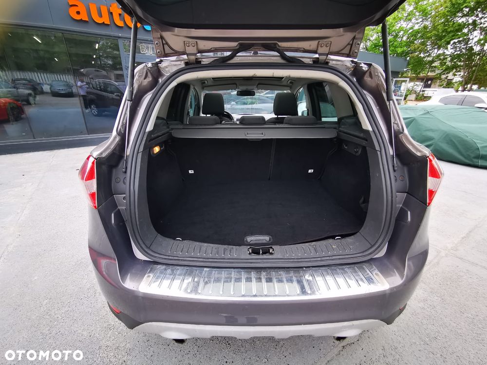 Ford Kuga 2.0 TDCi 2x4 Trend - 27