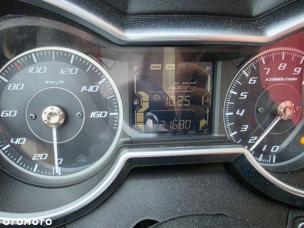 Yamaha X-max - 18