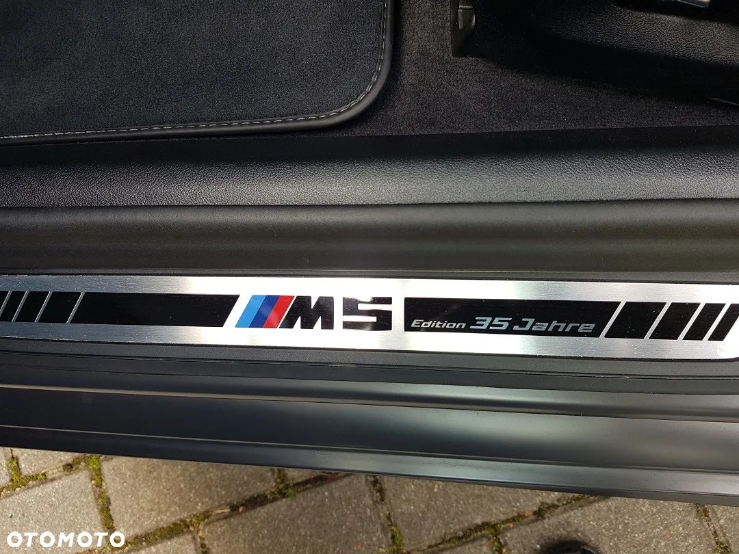 BMW M5 Competition - 34