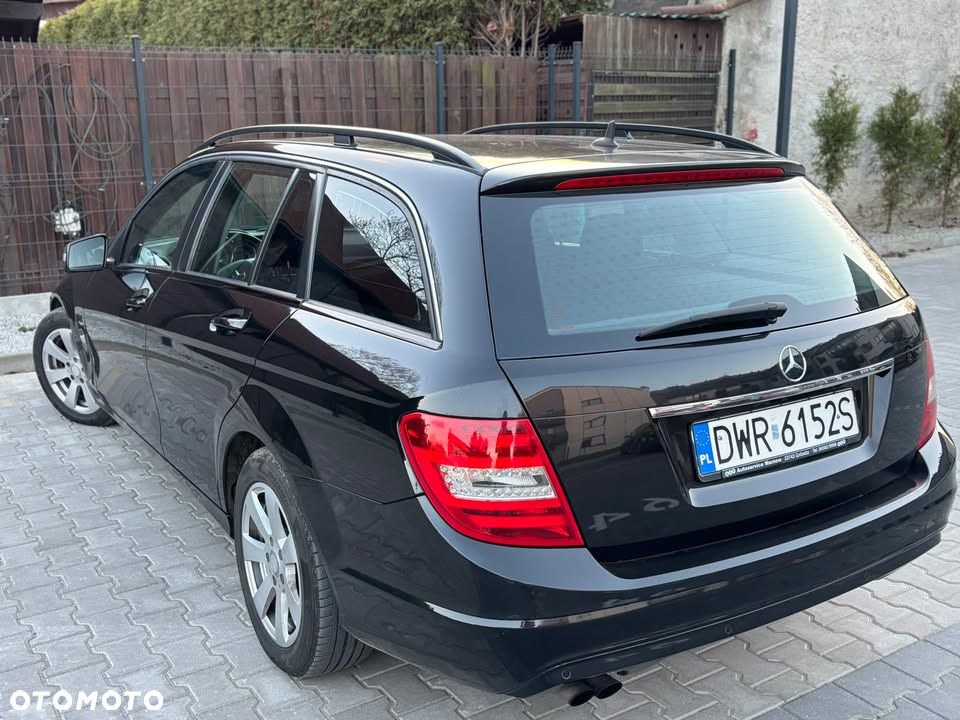 Mercedes-Benz Klasa C 200 CDI DPF (BlueEFFICIENCY) - 4