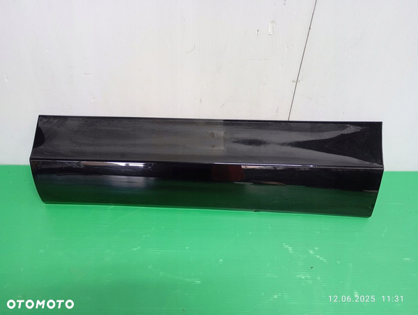 AUDI Q3 8U 11-14 LISTWA DRZWI LEWY TYŁ S-LINE 8U0853969