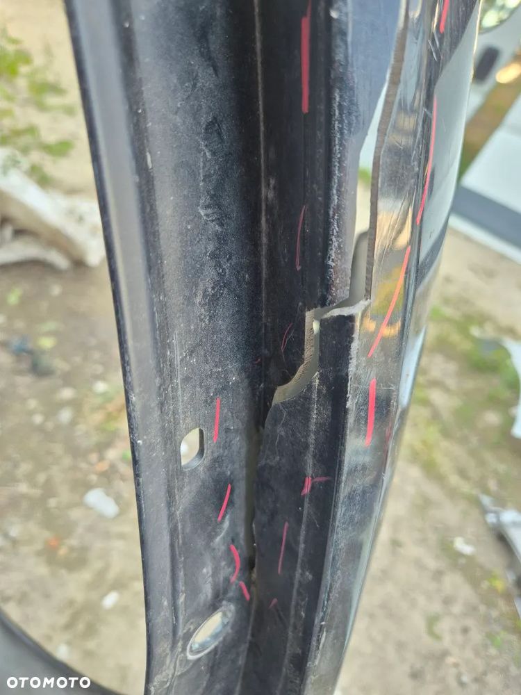 BŁOTNIK E63 E64 PRAWY PRZÓD 7009786 CZARNY - 4