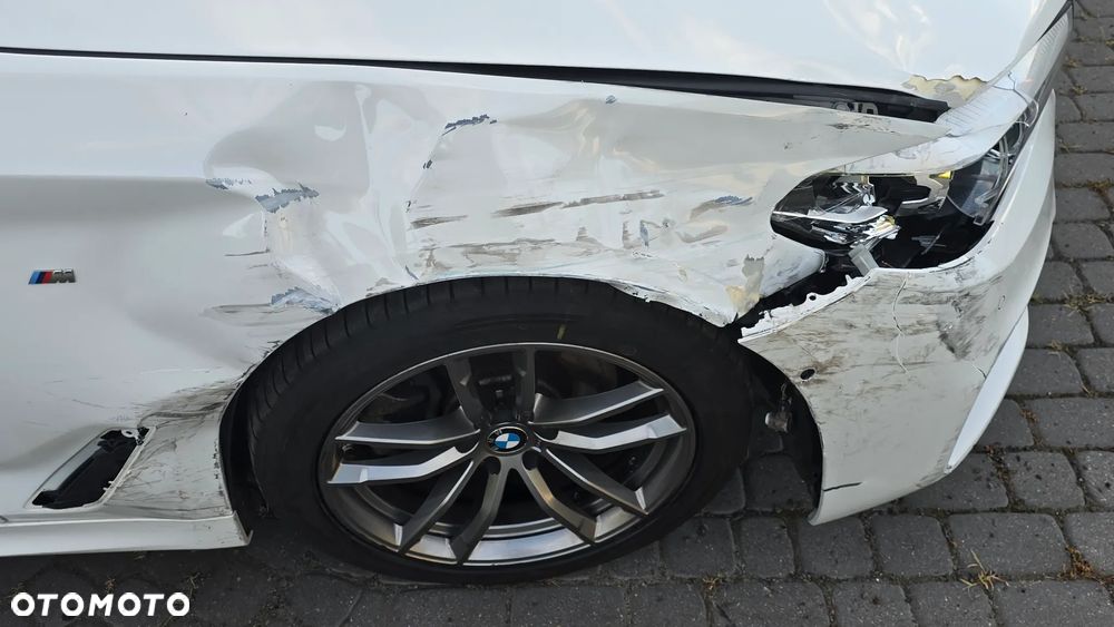 BMW Seria 5 520d M Sport - 25