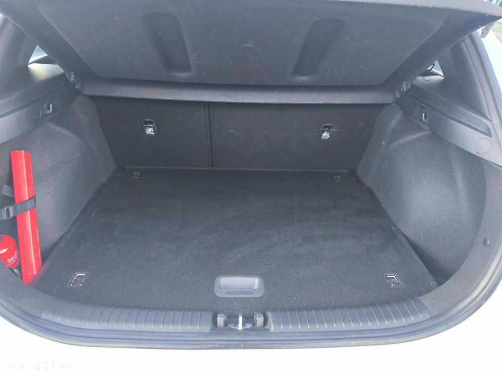 Kia Ceed 1.5 T-GDI M DCT - 17