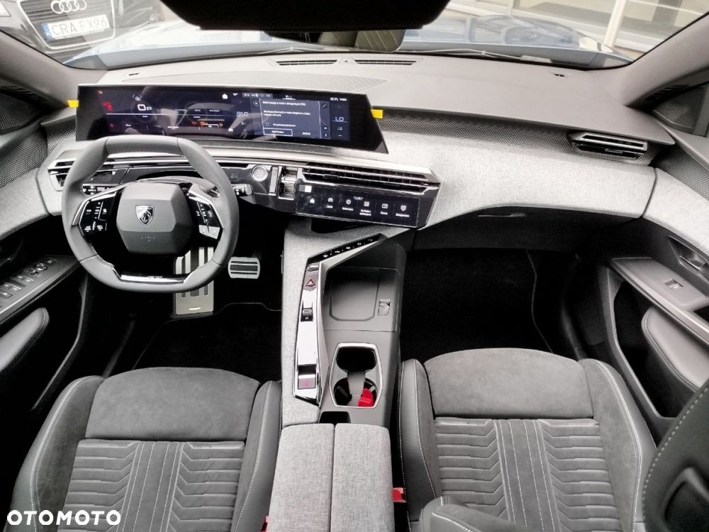 Peugeot 5008 - 24