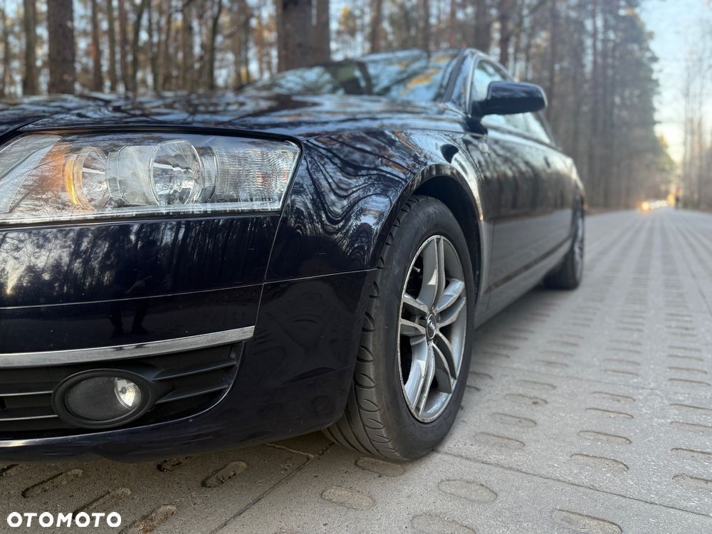 Audi A6 Limousine 2.4 - 16