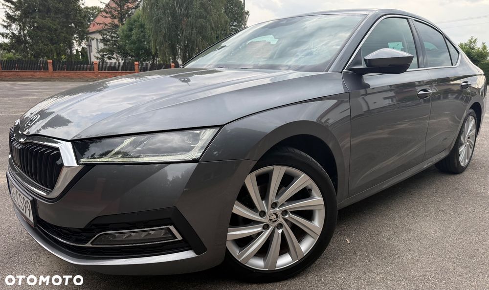 Skoda Octavia 2.0 TDI Sportline DSG - 28