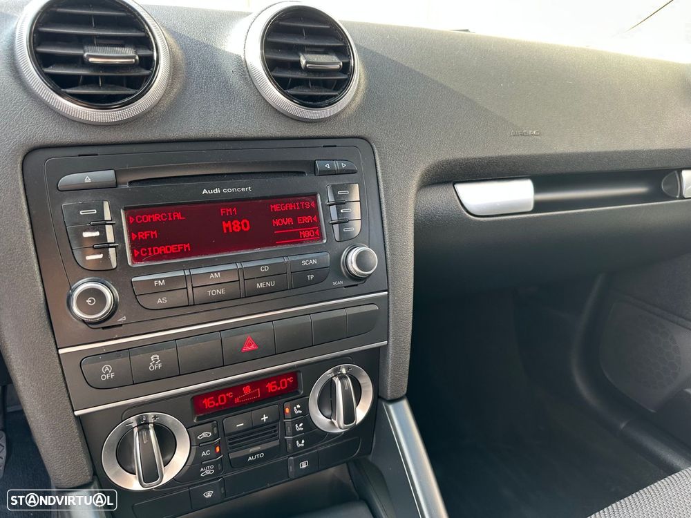 Audi A3 Sportback 1.6 TDI Attraction Special Edition - 15