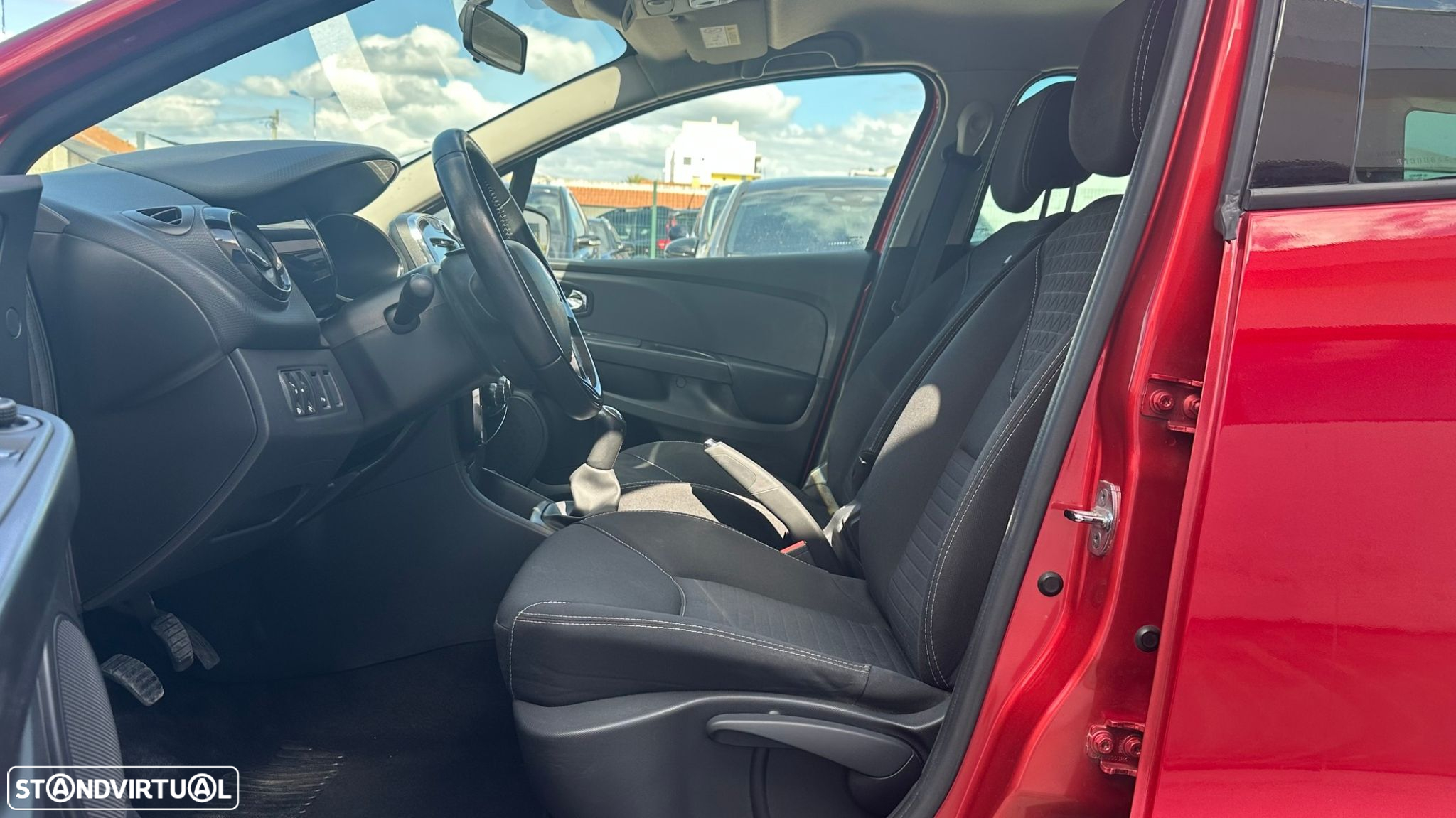 Renault Clio Sport Tourer 1.5 dCi Limited - 9
