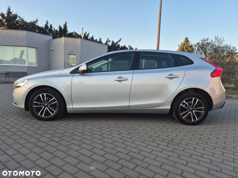 Volvo V40 D2 Inscription - 21