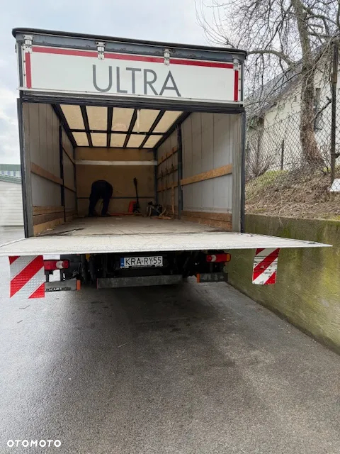 Iveco EUROCARGO 120E22 - 8
