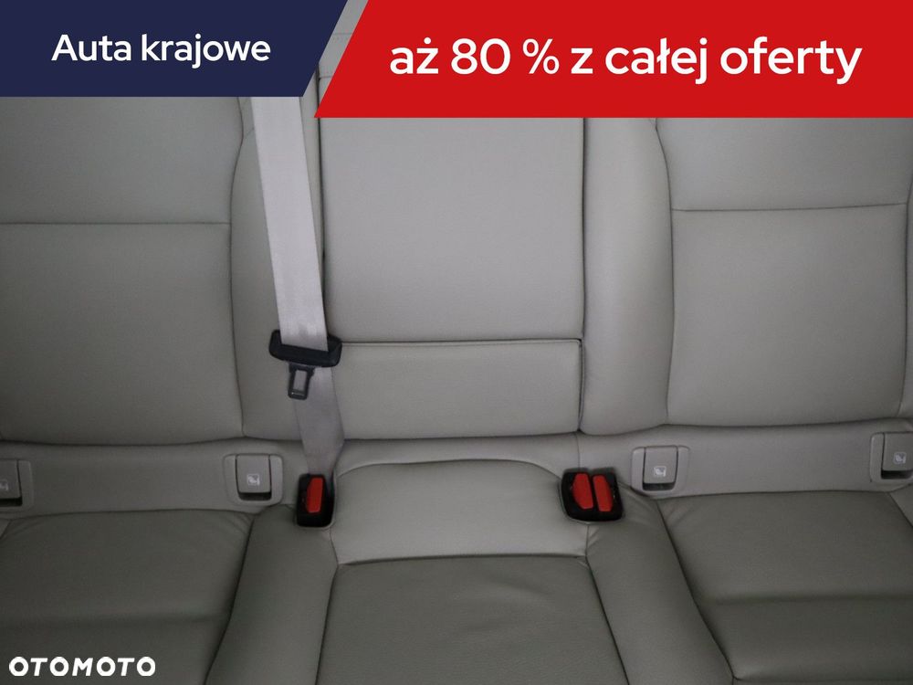Volvo V90 Cross Country - 12