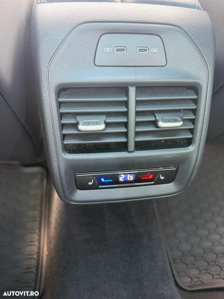 Volkswagen Passat 2.0 TDI DSG Elegance - 16