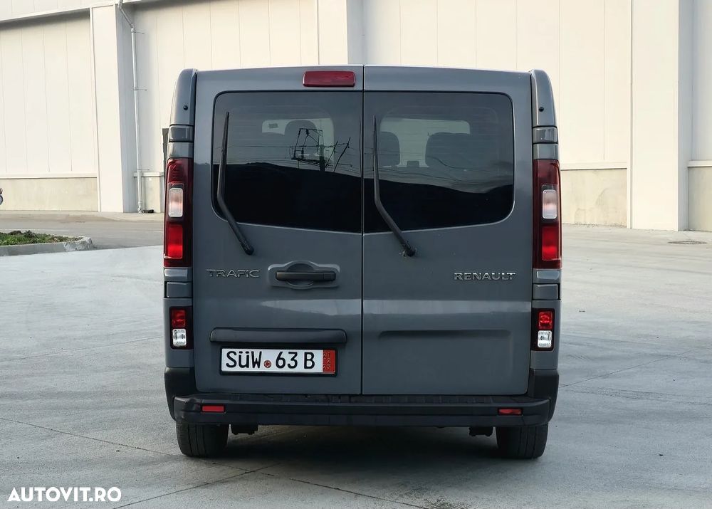 Renault Trafic - 22