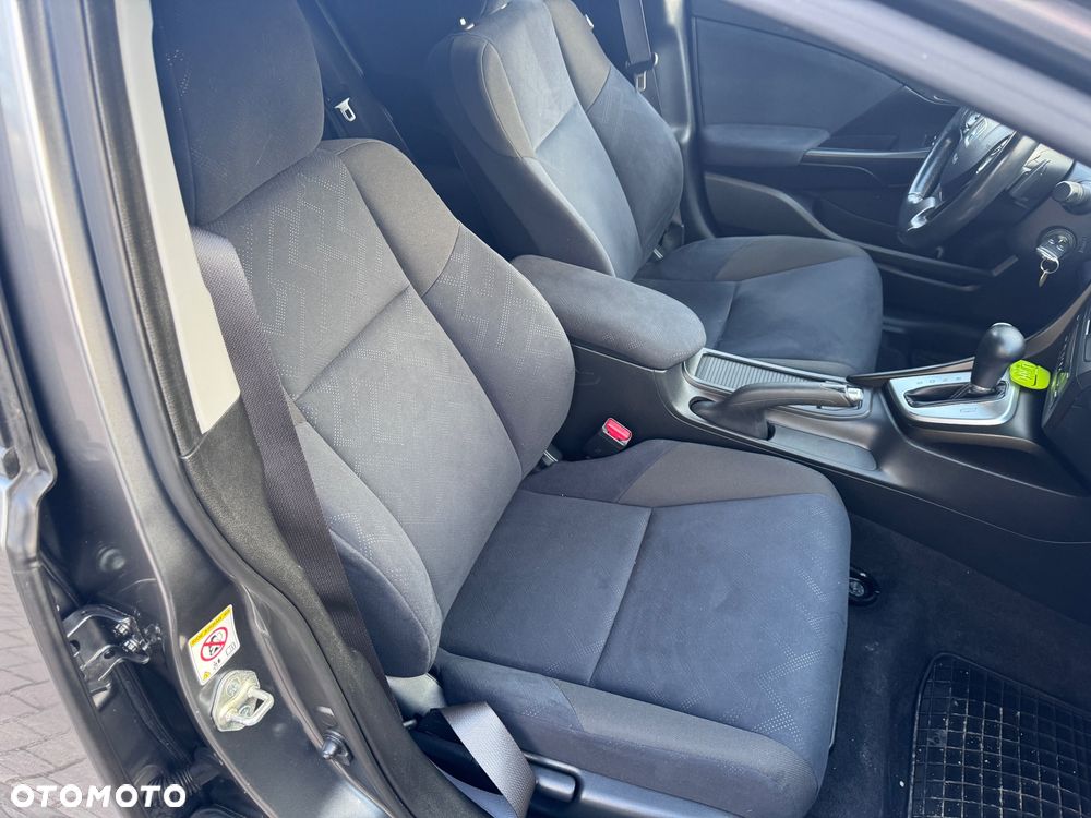 Honda Civic 1.8 i-VTEC Automatik Executive Black Edition - 18
