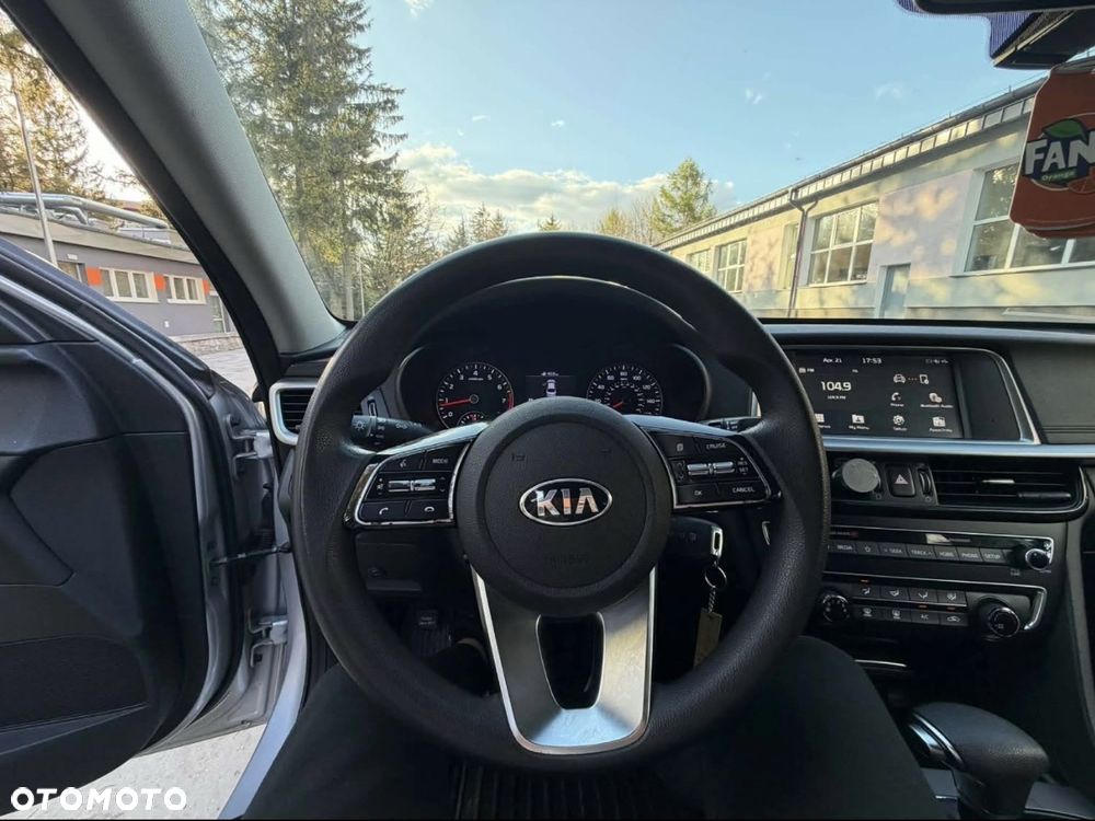 Kia Optima - 6