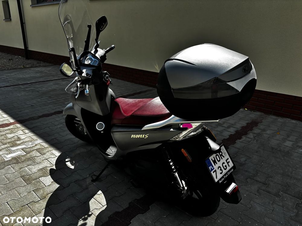 Kymco People - 3