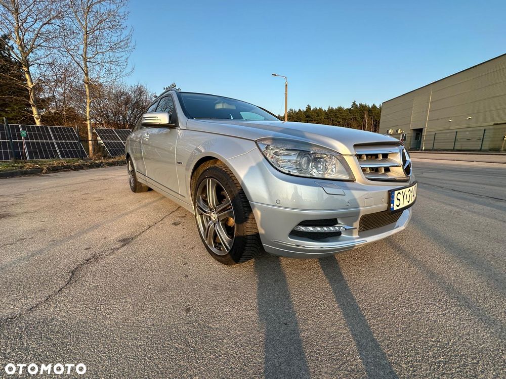Mercedes-Benz Klasa C - 32