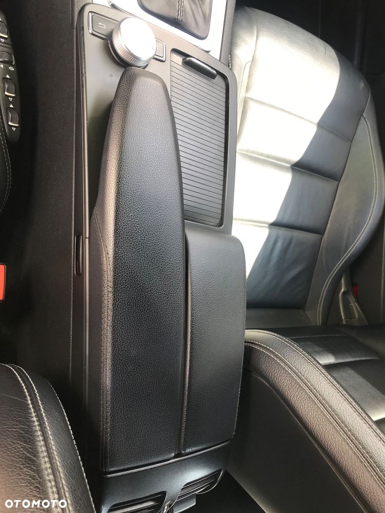 Mercedes-Benz Klasa E - 18