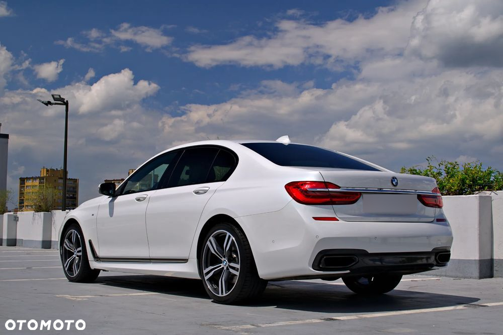 BMW Seria 7 740d xDrive - 11