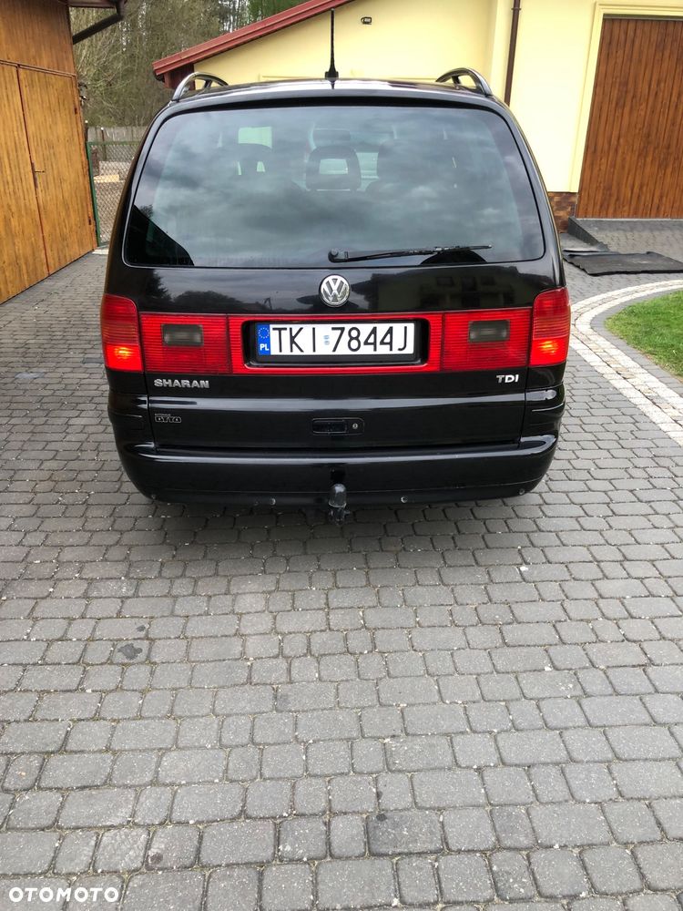 Volkswagen Sharan 1.9 TDI Comfortline - 4