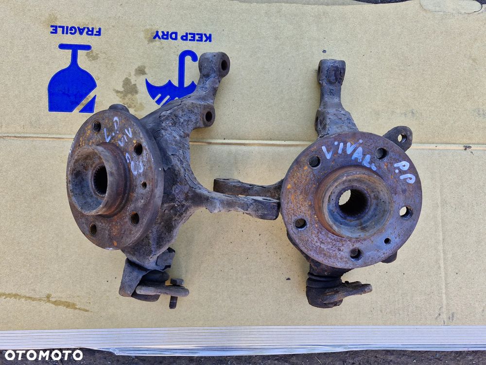 Zwrotnica przód prawa lewa TRAFIC 1.9 D VIVARO - 1