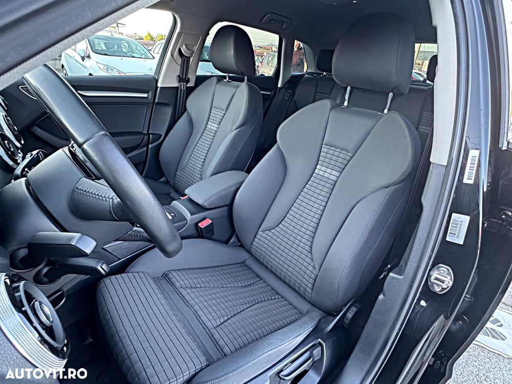 Audi A3 2.0 TDI Sportback S tronic S line Sportpaket - 19