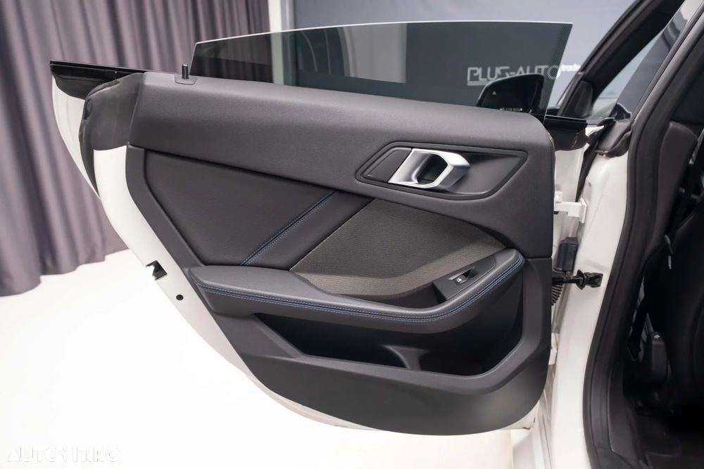 BMW Seria 2 218i Aut. - 28