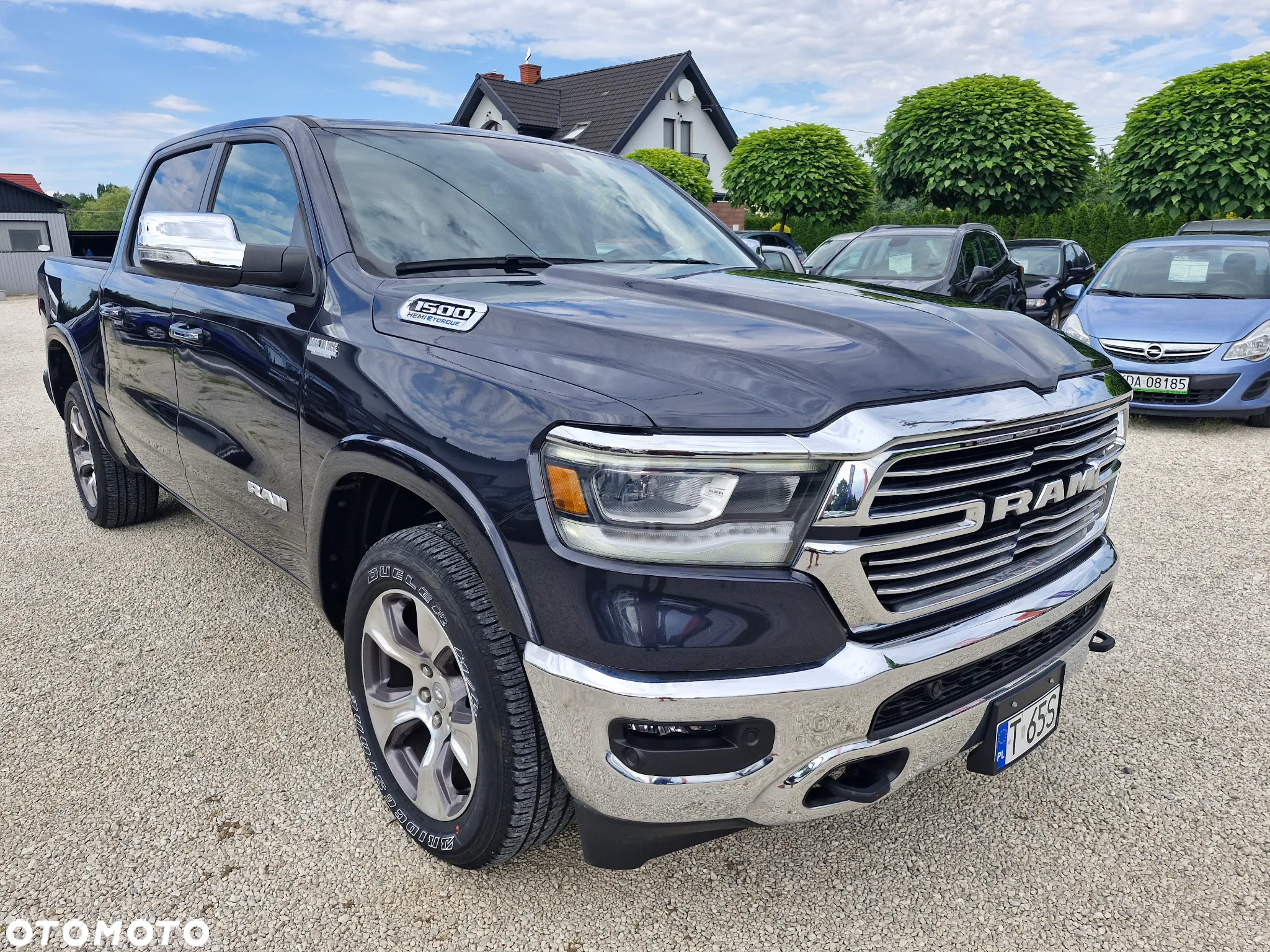 Dodge RAM - 12