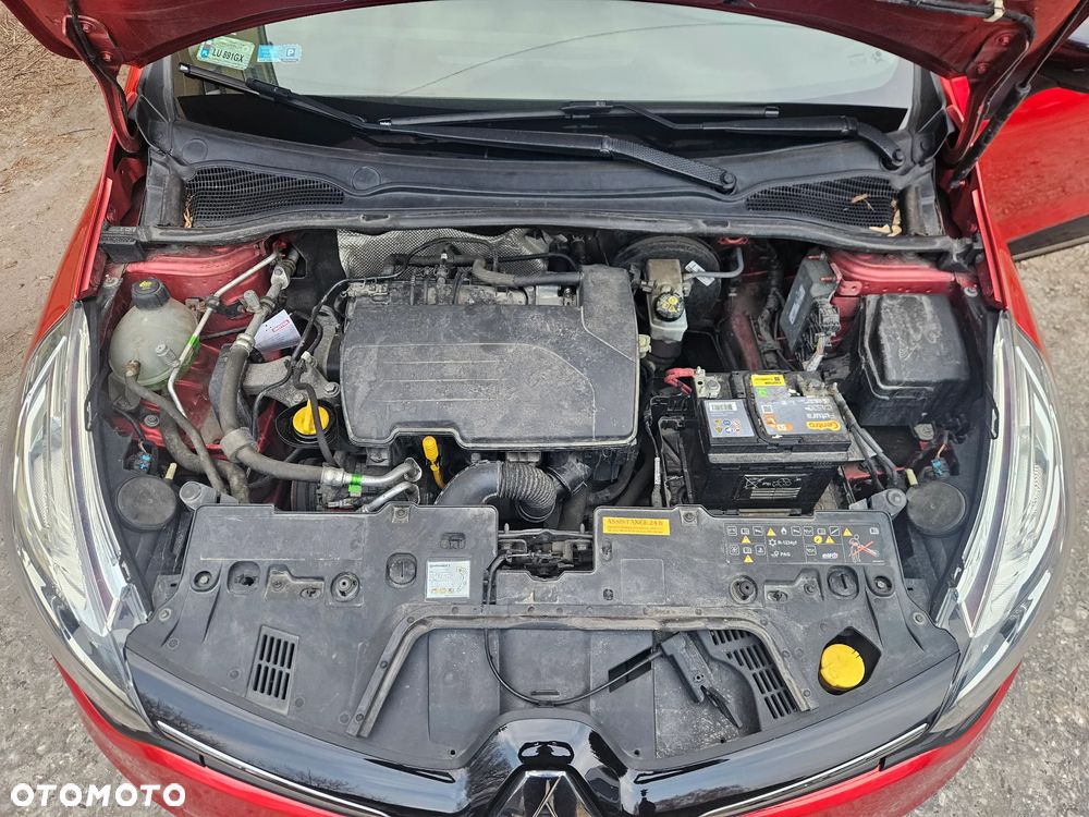 Renault Clio 1.2 16V Limited - 10