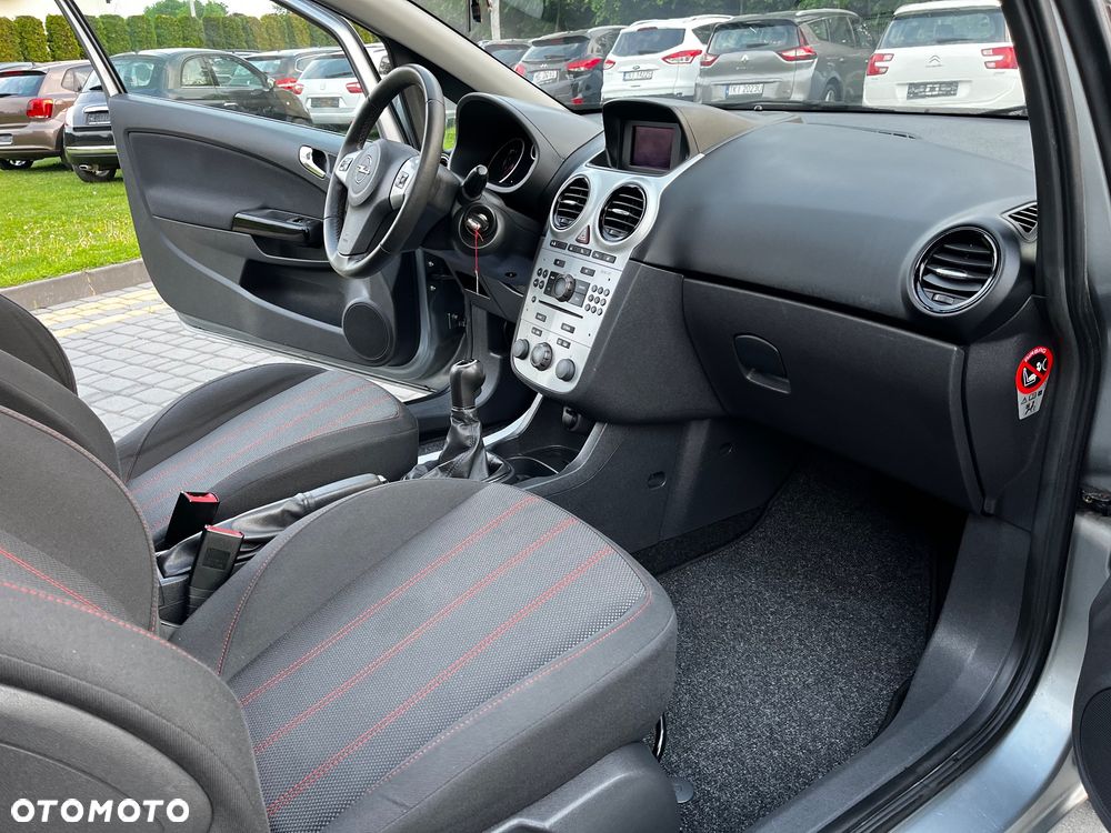 Opel Corsa 1.4 16V Edition - 25