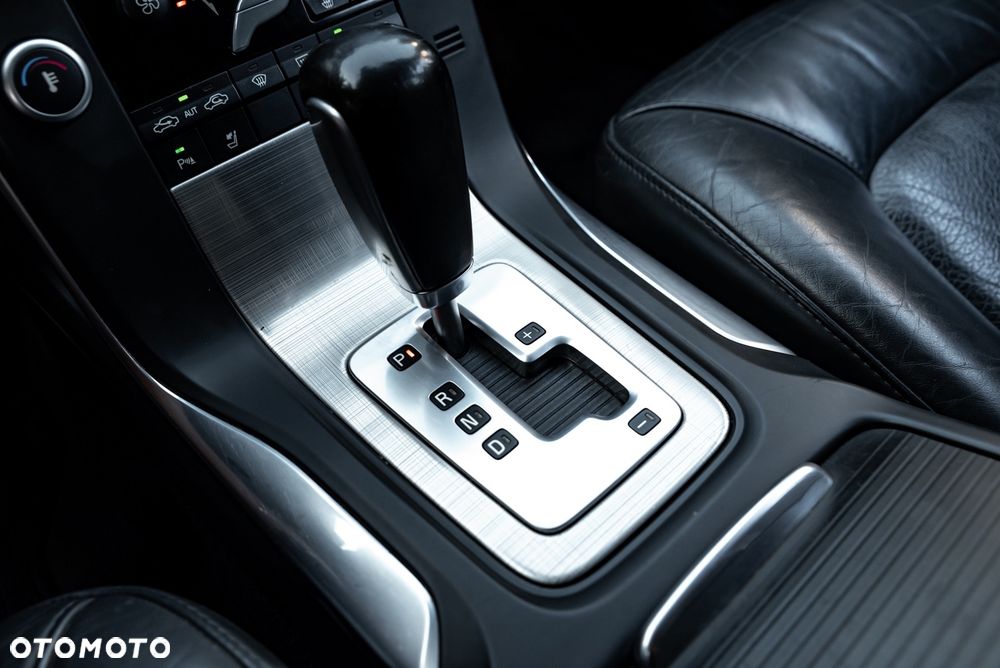 Volvo V70 2.0T Powershift Summum - 32
