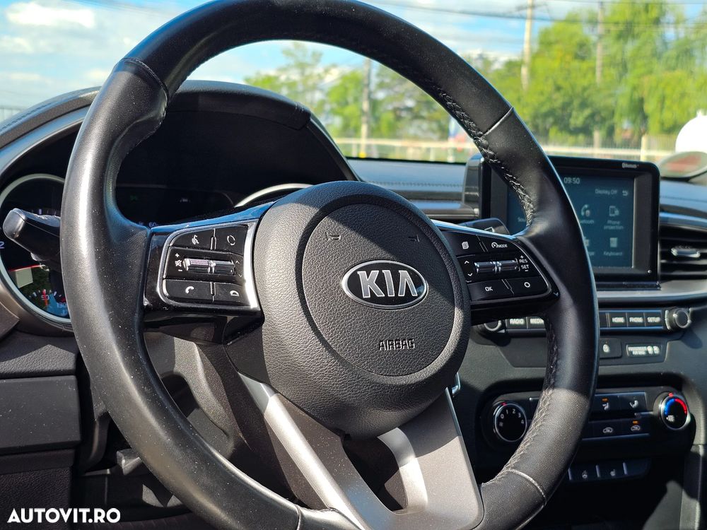 Kia Ceed - 15