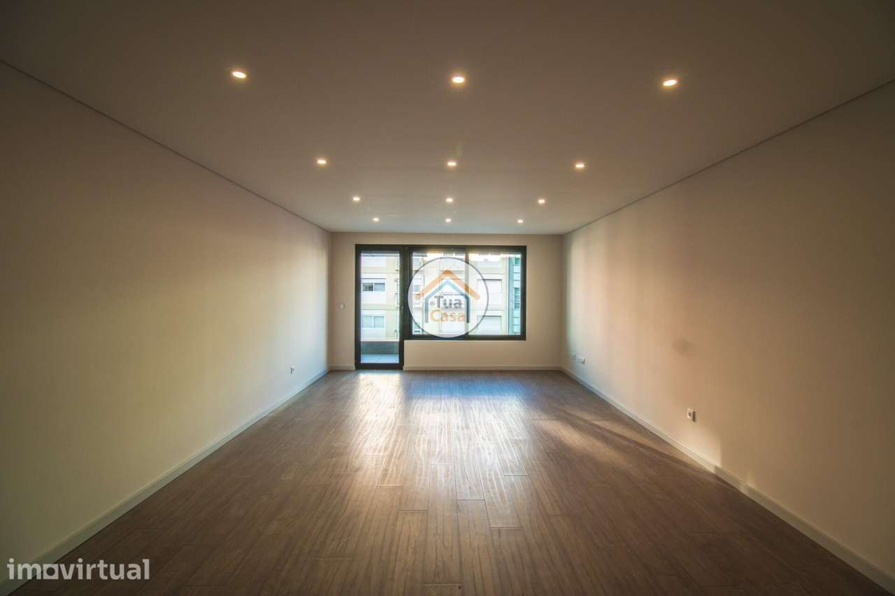 Apartamento T4 no Coração da Cidade do Porto - Grande imagem: 5/15