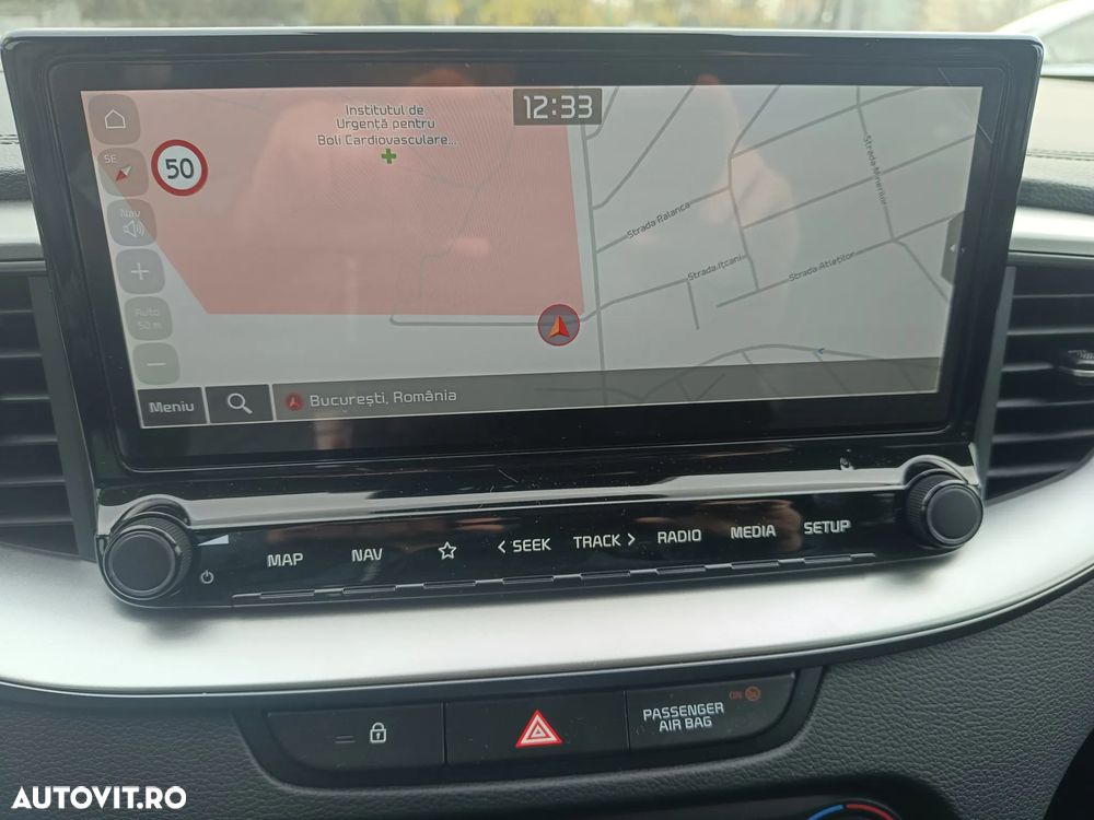 Kia XCeed 1.5 T-GDI 7DCT City - 14